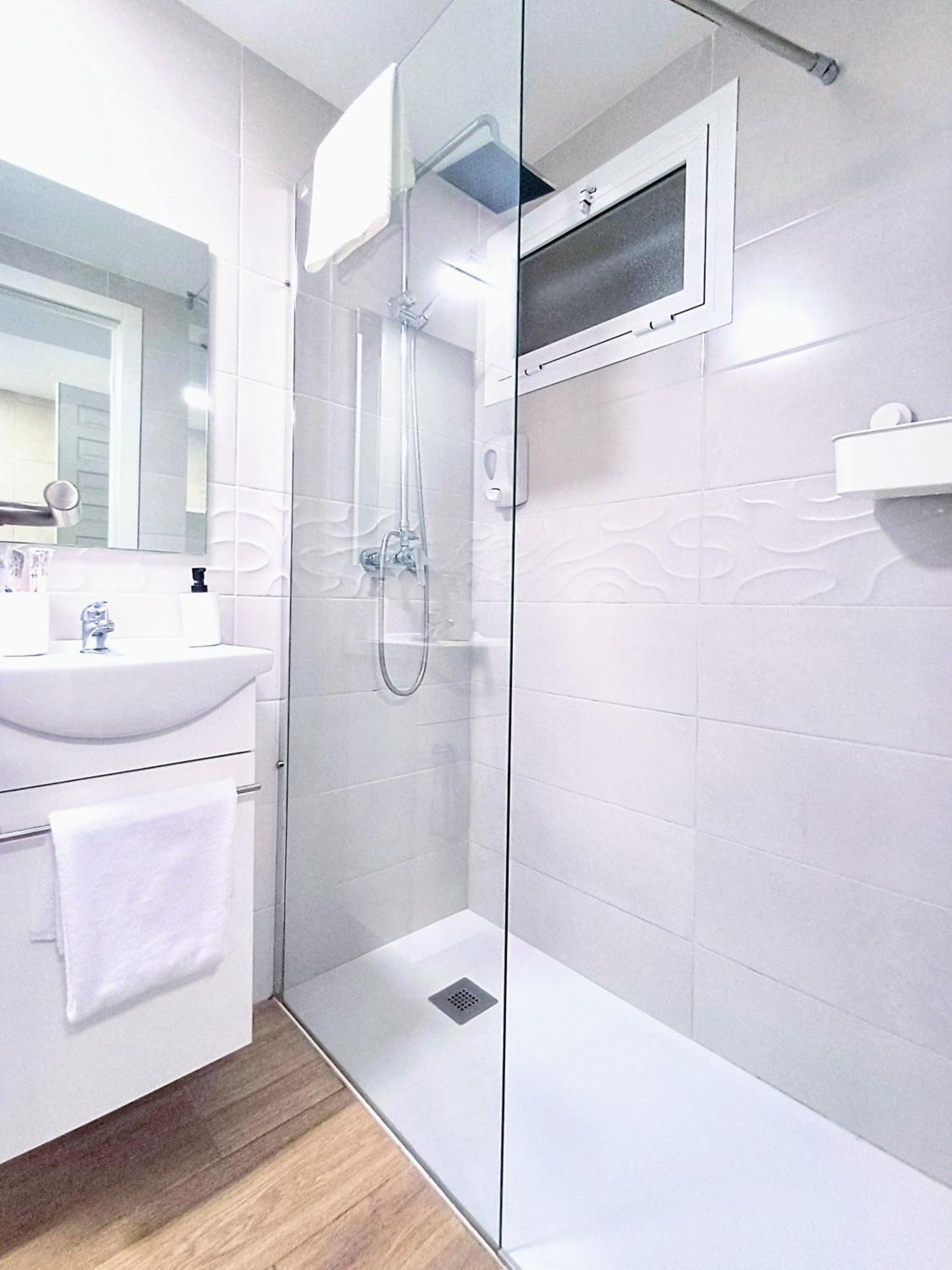 Jupiter Apartment เบนัลมาเดนา ภายนอก รูปภาพ