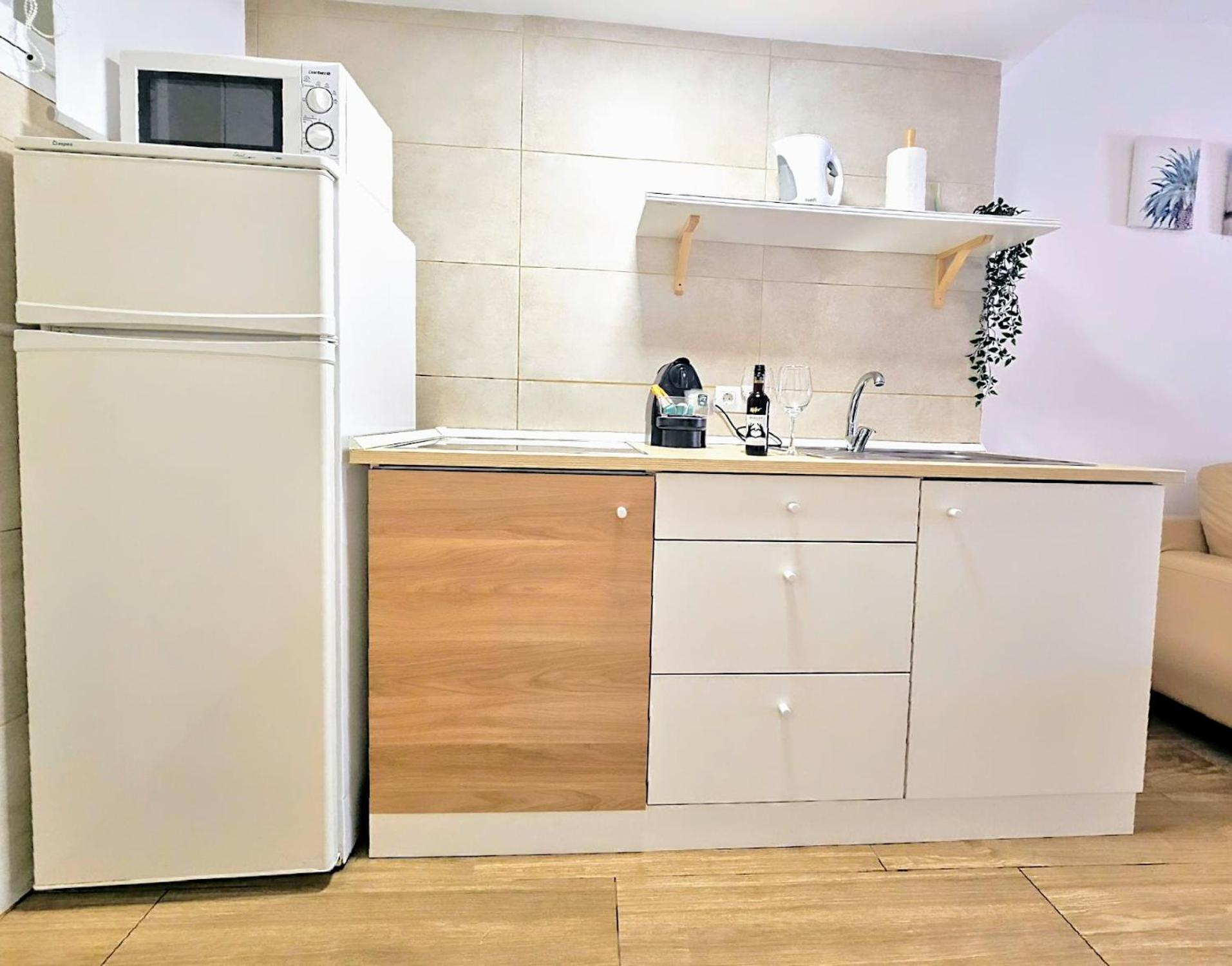 Jupiter Apartment เบนัลมาเดนา ภายนอก รูปภาพ