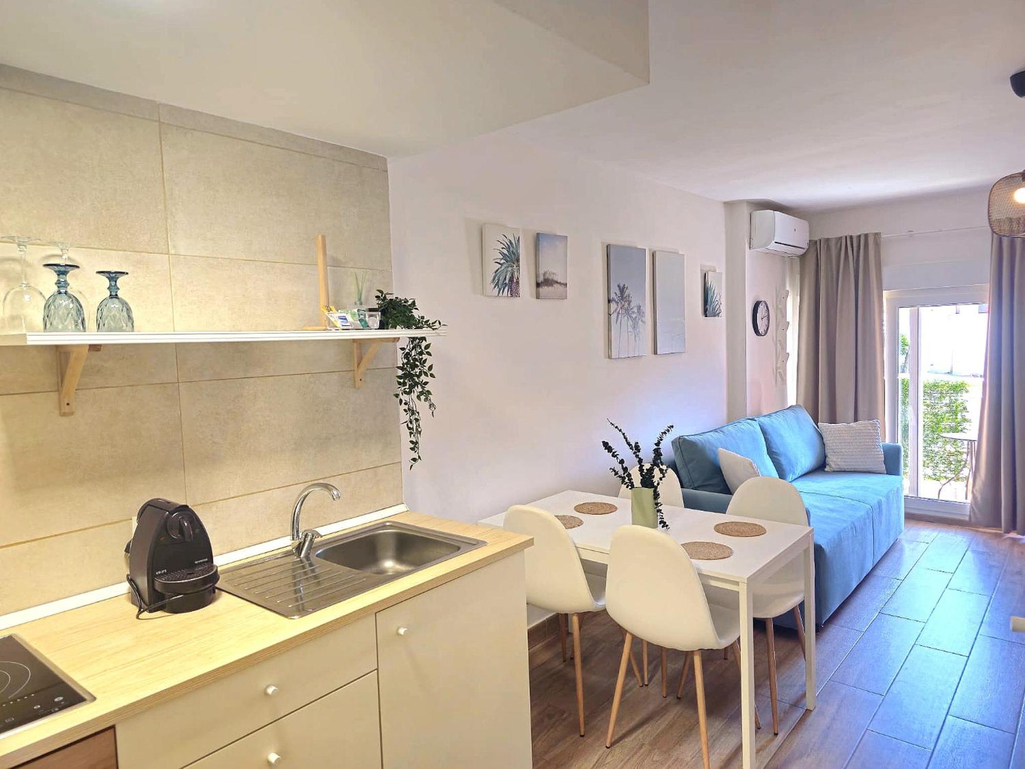 Jupiter Apartment เบนัลมาเดนา ภายนอก รูปภาพ